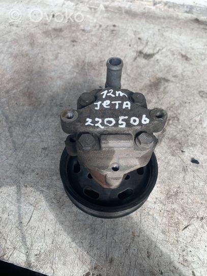 Volkswagen Jetta VI Power steering pump 