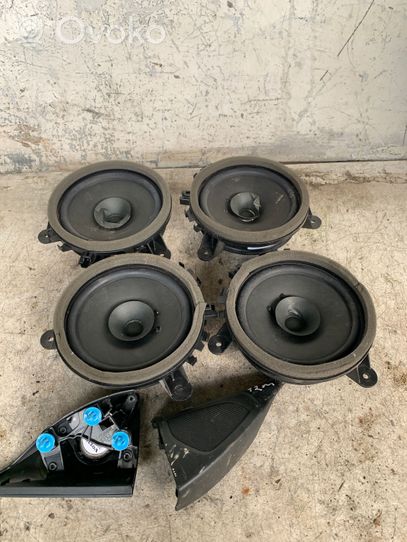 Volvo S60 Audio system kit 