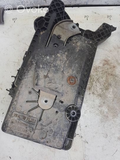 Volkswagen Touran III Battery tray 5qf915325b