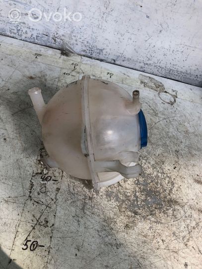 Volkswagen Touran II Vase d'expansion / réservoir de liquide de refroidissement 1k0121407