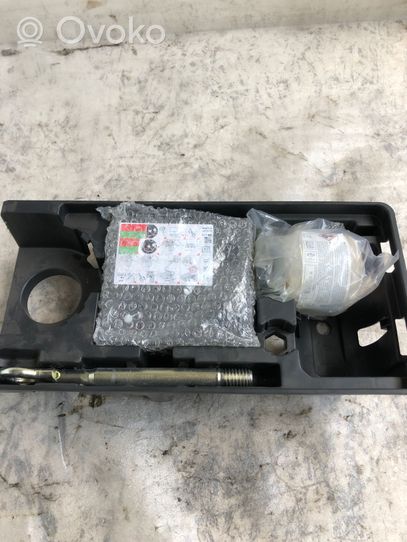 Opel Grandland X Boîte à outils 9816736980