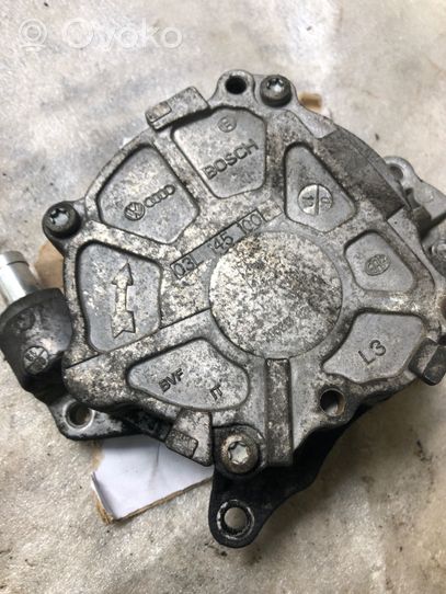 Audi Q3 8U Alipainepumppu 03l145100