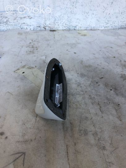 Volvo XC40 Copertura dell’antenna tetto (GPS) 39826436