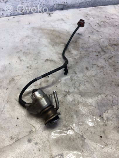 Volkswagen Touran III Injecteur AdBlue 04l131113p