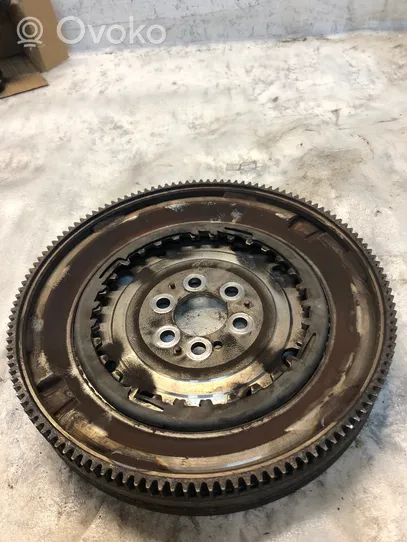 Volkswagen Jetta VI Flywheel 