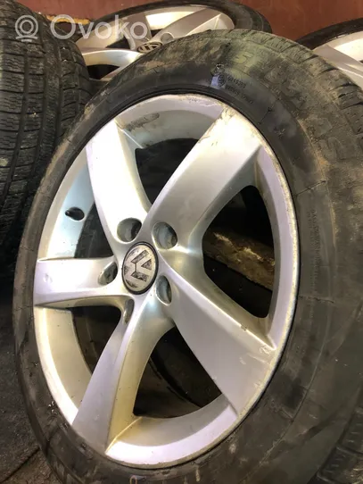 Volkswagen Jetta VI R16 alloy rim 