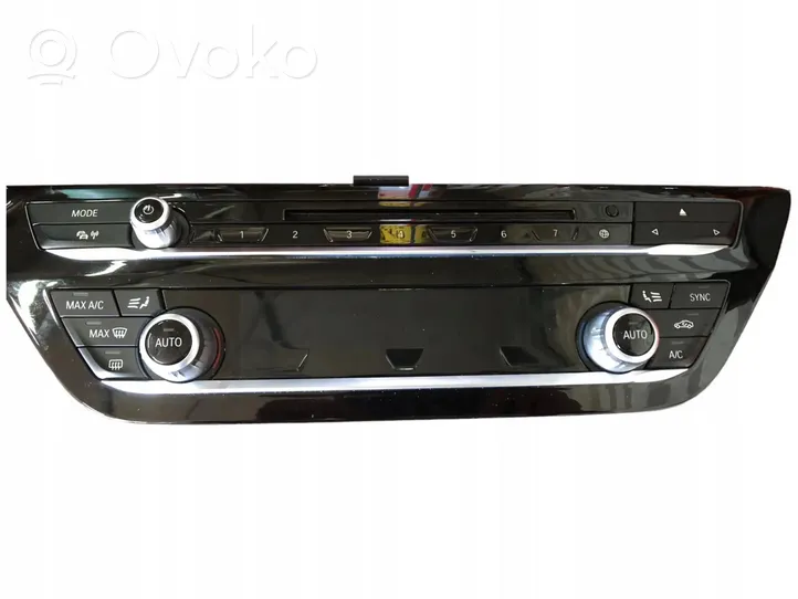 BMW X5 G05 Panel klimatyzacji 5A0A28001