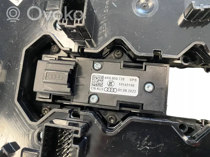 Audi A6 S6 C8 4K Panel oświetlenia wnętrza kabiny 4K0947135AH