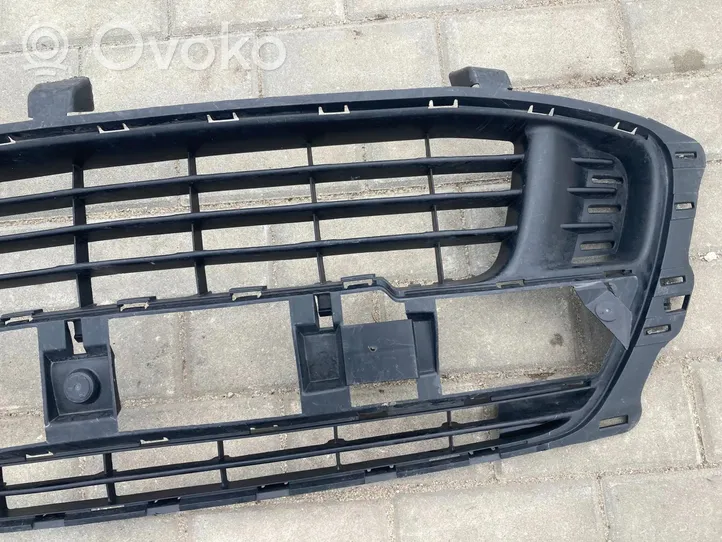 Citroen C4 III e-C4 Grille calandre supérieure de pare-chocs avant 9684506677