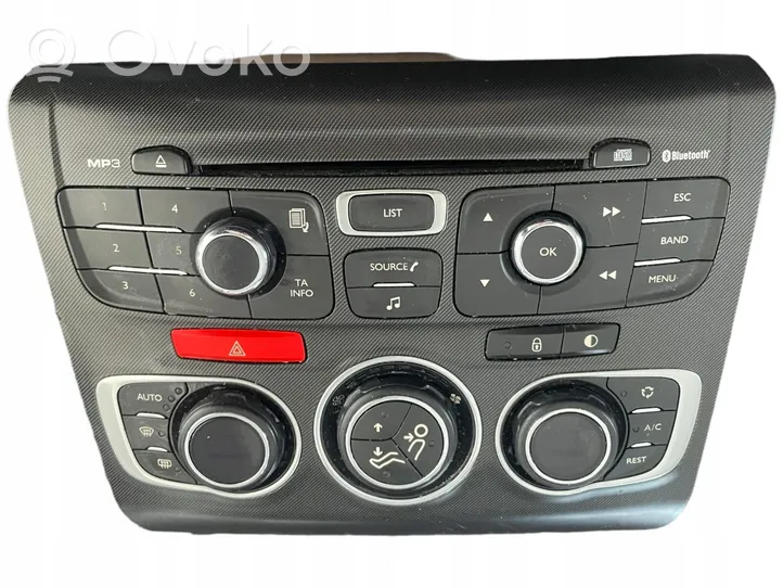 Citroen C4 III e-C4 Centralina del climatizzatore 9670466180