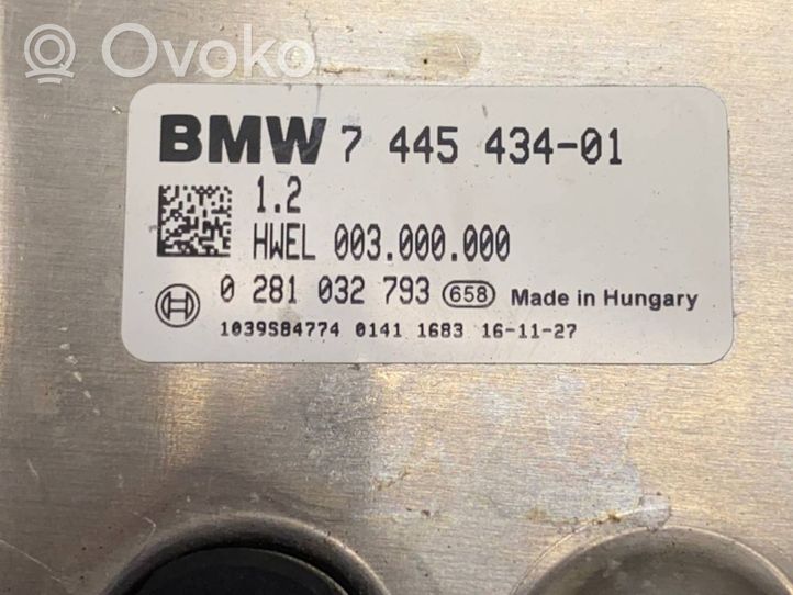 BMW X6 F16 Adblue skysčio siurblio valdymo blokas 7445434