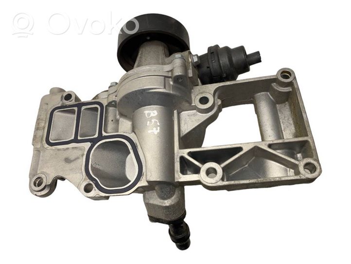 BMW 5 G30 G31 Pompa dell’acqua 8588887