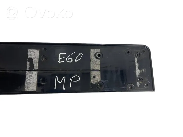 BMW 5 E60 E61 Ramka przedniej tablicy rejestracyjnej 7897181