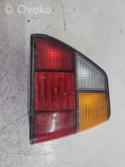 Volkswagen Golf II Lampa tylna 191945112