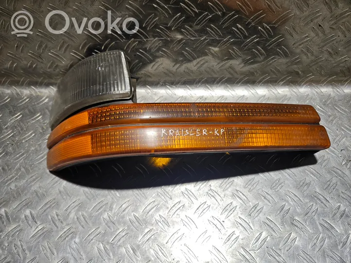 Chrysler Voyager Etusuuntavilkku 4399712