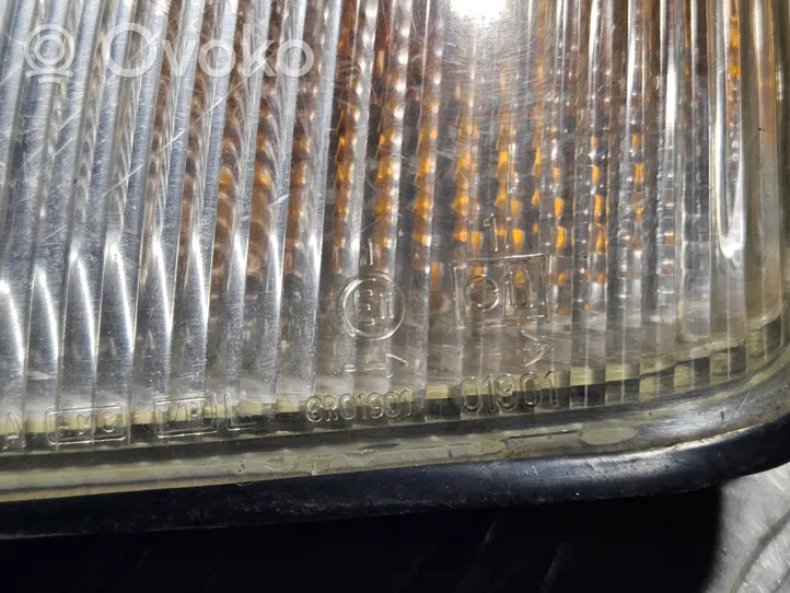 Hyundai Lantra I Front indicator light 6R01901