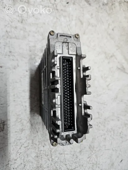 Opel Vectra B Sterownik / Moduł ECU 0281001335