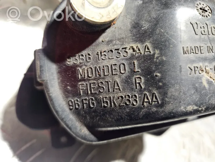 Ford Mondeo MK I Priešrūkinis žibintas priekyje 93BG15233AA