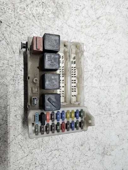 Ford Mondeo MK II Fuse module 93BG14K150AD