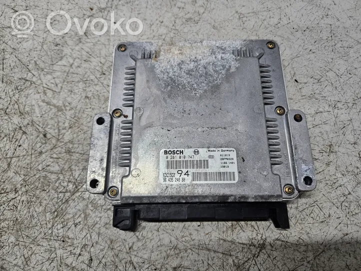 Peugeot 307 Engine control unit/module 0281010747