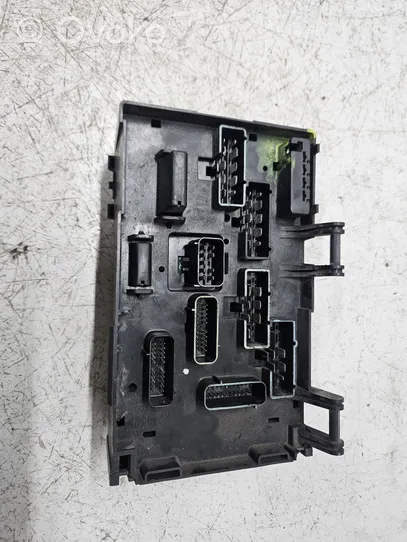 Chrysler Voyager Module de fusibles 266403460