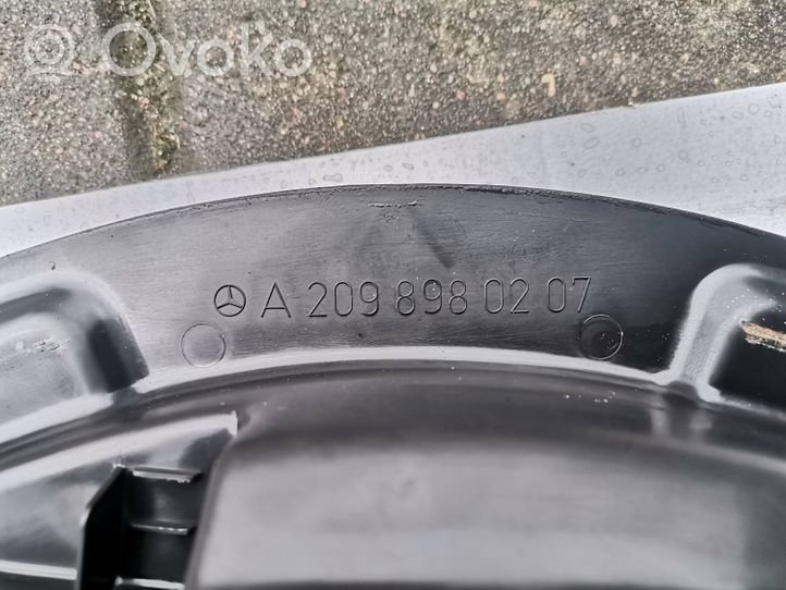 Mercedes-Benz C W203 Vararenkaan osion verhoilu A2098980207