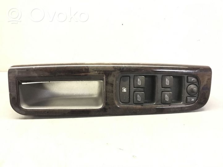 Volvo S40 Electric window control switch 30710787