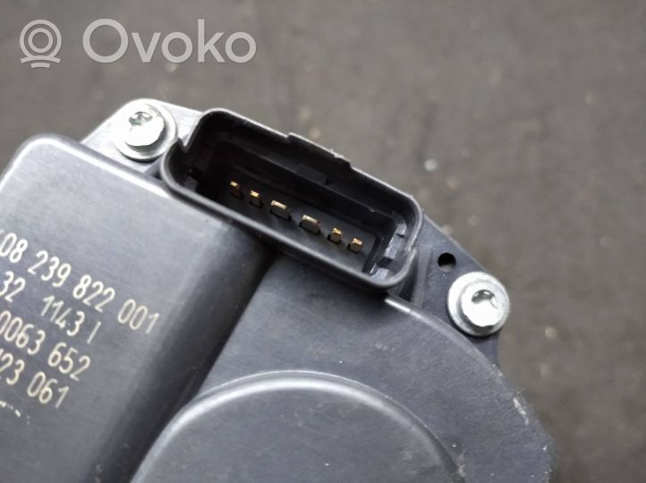 Opel Vivaro Throttle valve 8200123061