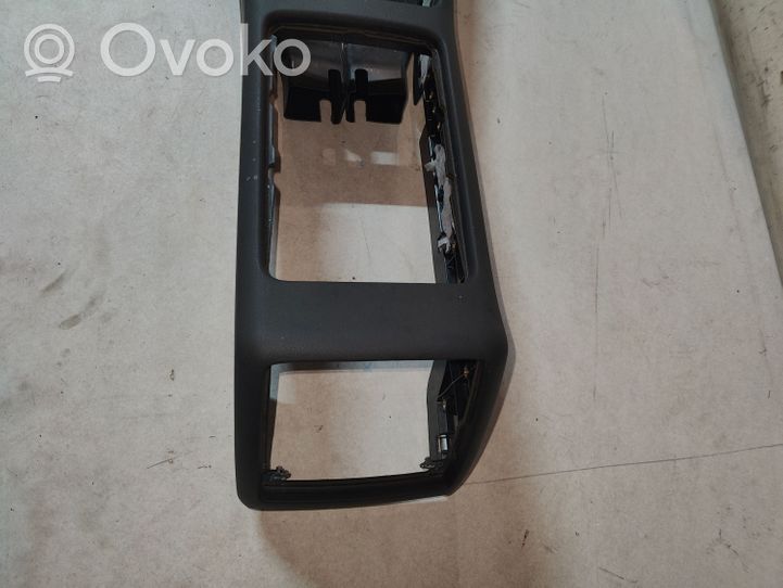 Audi A8 S8 D3 4E Keskikonsoli 4E0863241