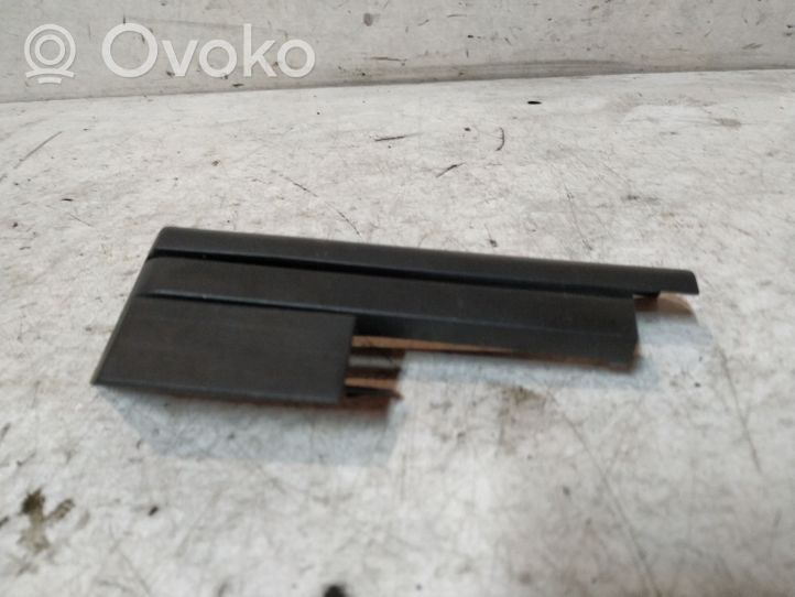 Audi A8 S8 D3 4E Cache rail de siège conducteur avant 4E0881349