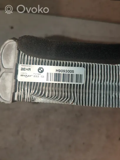 BMW 5 E60 E61 Radiateur soufflant de chauffage 