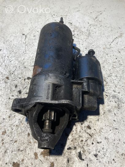 Audi A4 S4 B5 8D Starter motor 1005821478