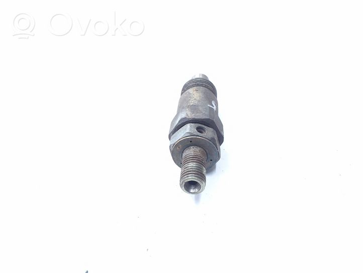 Nissan Patrol Y61 Injecteur de carburant 71H0681