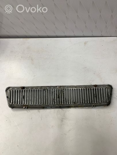 Volvo S40, V40 Grille de calandre avant 803301