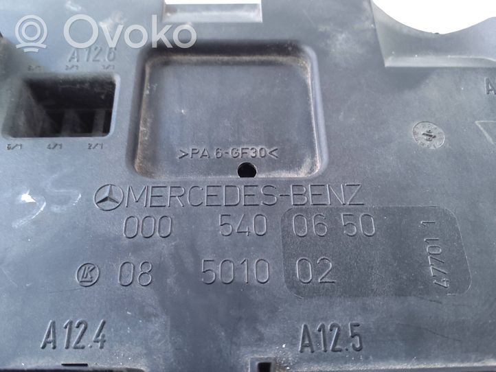 Volkswagen II LT Skrzynka bezpieczników / Komplet 0005400650