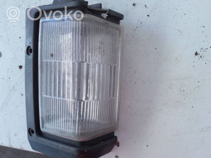 Nissan Terrano Frontblinker 21223598