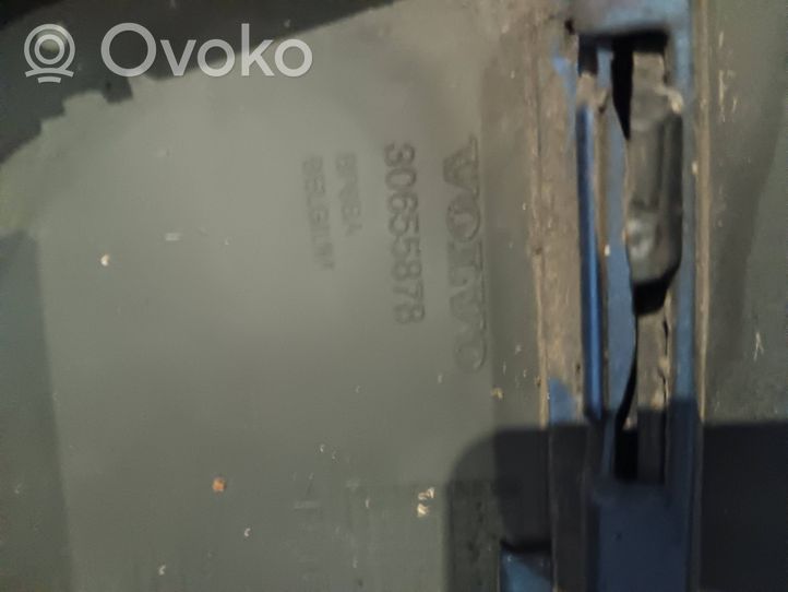Volvo V50 Zderzak przedni 30655878