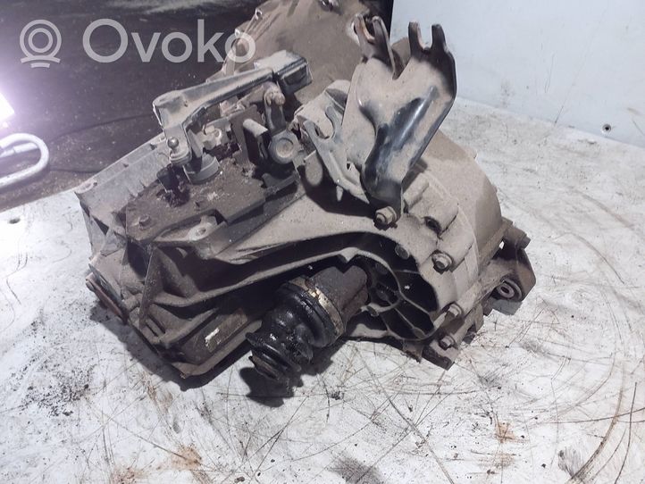 Volvo V50 Manualna 5-biegowa skrzynia biegów 3M5R7002XE