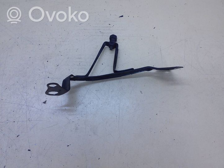 Audi A4 S4 B6 8E 8H Staffa del pannello di supporto del radiatore 8E080553