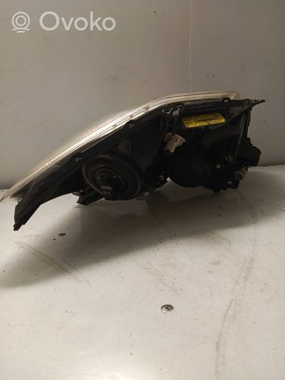 Toyota Auris 150 Lampa przednia 8596752020