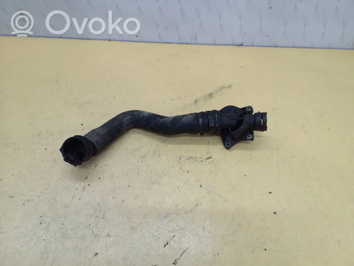 BMW 5 E60 E61 Alloggiamento termostato 7785053