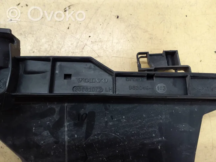 Volvo V70 Front door exterior handle/bracket 30661072