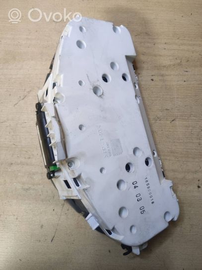 Volvo V50 Speedometer (instrument cluster) 30710071