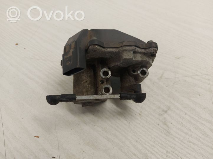 Audi A4 S4 B7 8E 8H Sklendės valdymo varikliukas 06F133482B