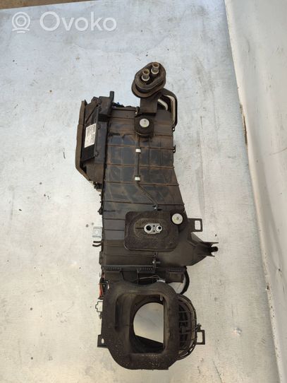 Audi Q7 4L Salono oro mazgo plastikinis korpusas 7L0815159