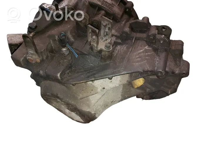 Volvo C70 Mechaninė 5 pavarų dėžė 1023705