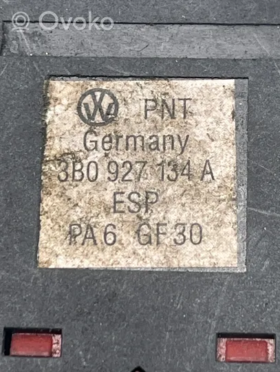 Volkswagen PASSAT B5 Muut kytkimet/nupit/vaihtimet 3B0927134A