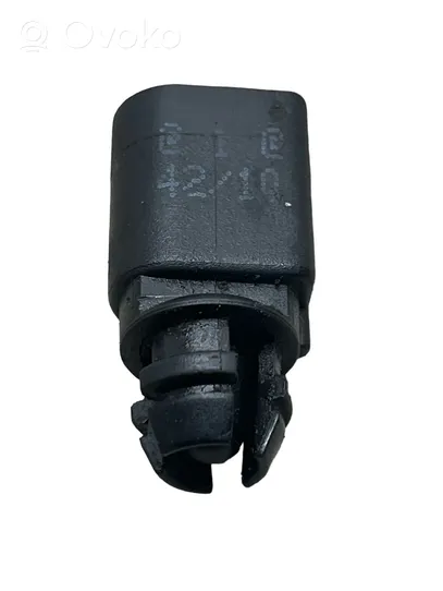 Seat Ibiza IV (6J,6P) Sonde température extérieure 8Z0820535