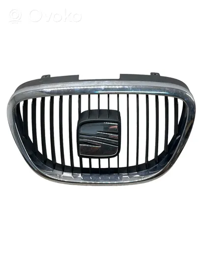 Seat Leon (1P) Atrapa chłodnicy / Grill 