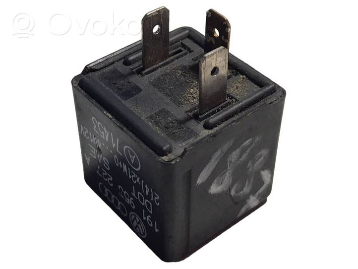 Volkswagen Caddy Other relay 191953227A